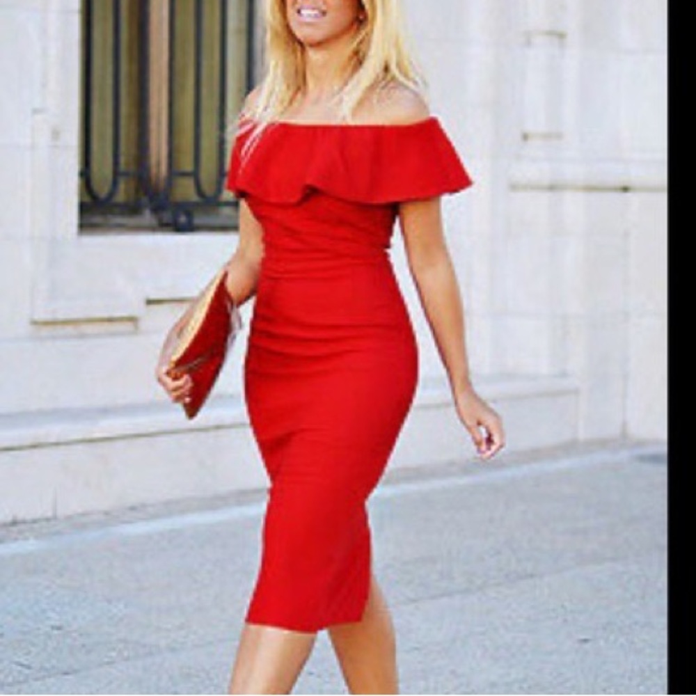 ZARA shoulder off red midi red dress size medium